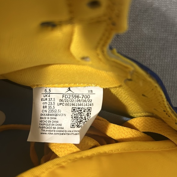 Brand New Jordan 1 Reverse Laney size 6.5W/5M - Picture 8 of 9